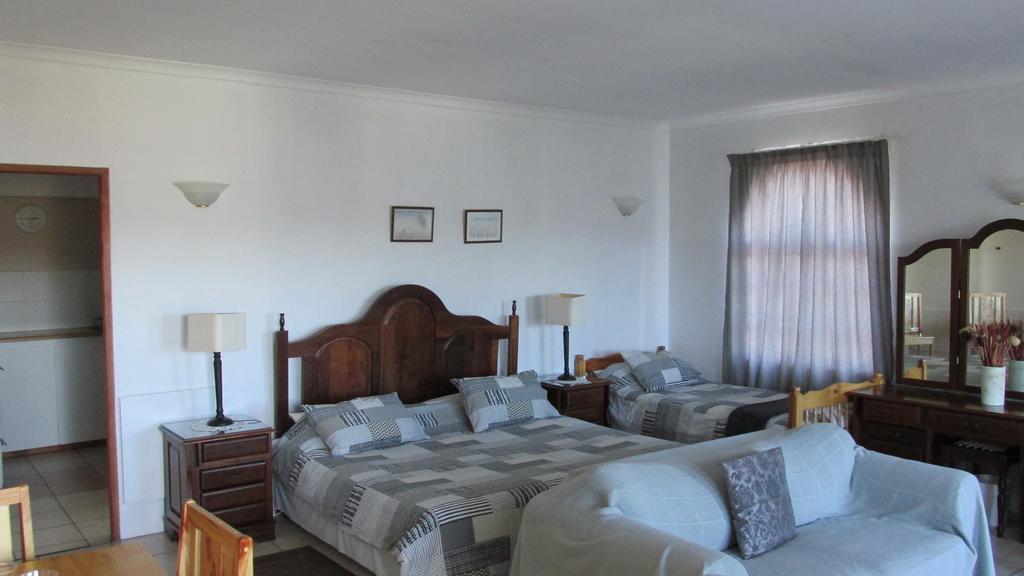 Paradise Heads Self-Catering 克尼斯纳 外观 照片